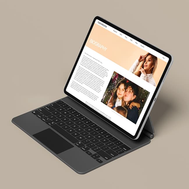 Notebook with Ksenia Buzina site (isometric view)